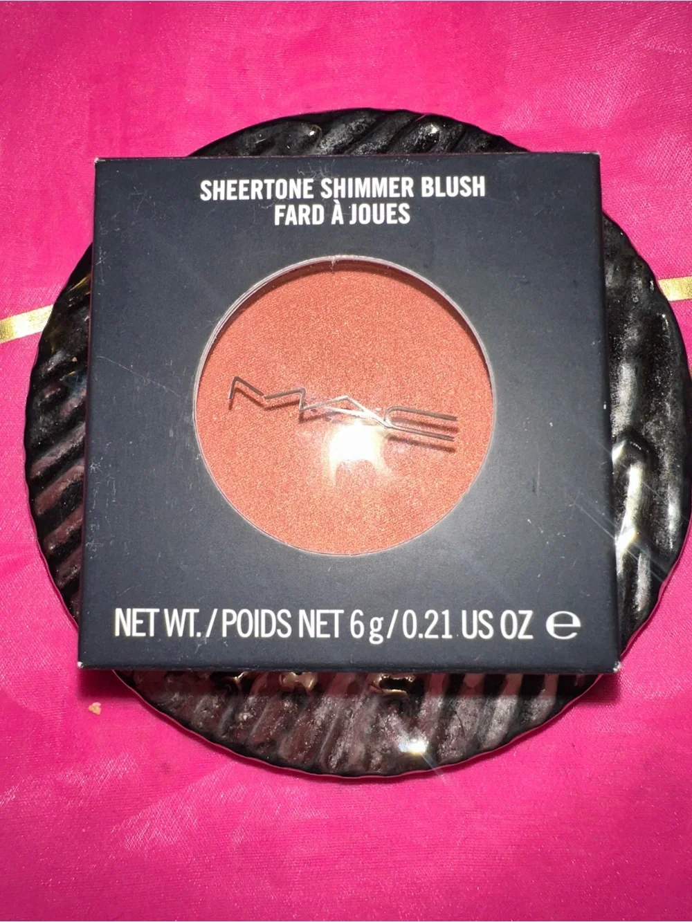 MAC Peachykeen Sheertone Shimmer Powder Blush